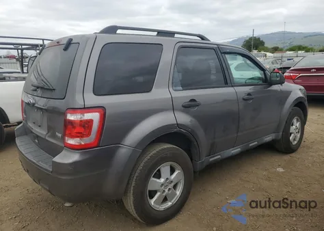 2012 Ford Escape Xlt z USA, uszkodzony, nr VIN 1FMCU0DG4CKA76625